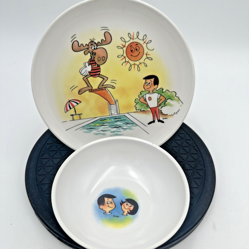 Vintage 1960s Bullwinkle and cheerios boy eating set Plate And Bowl
